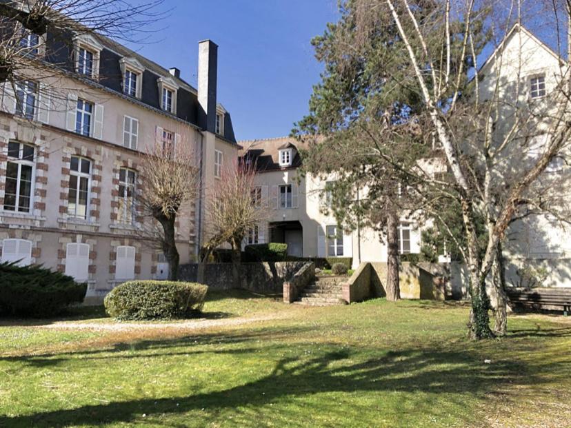 Le Jardinet De La Cathedrale Apartment Chartres Exterior photo